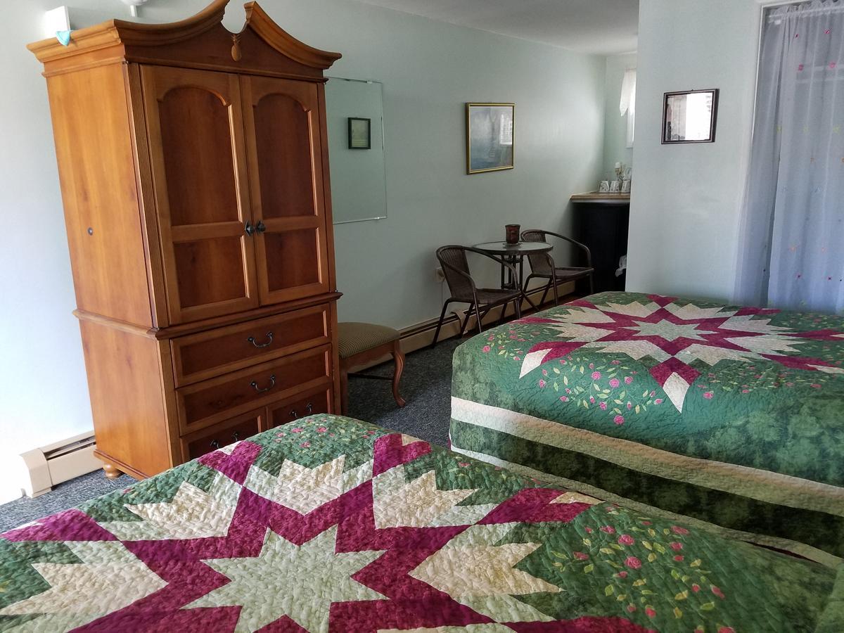 Motel Crosswinds *